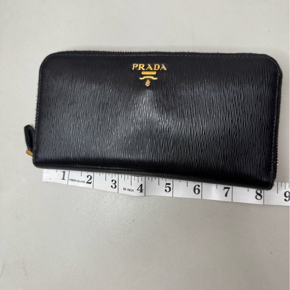 Authentic Prada Black Leather Continental Zip Wallet – Gold Hardware - Picture 5 of 12